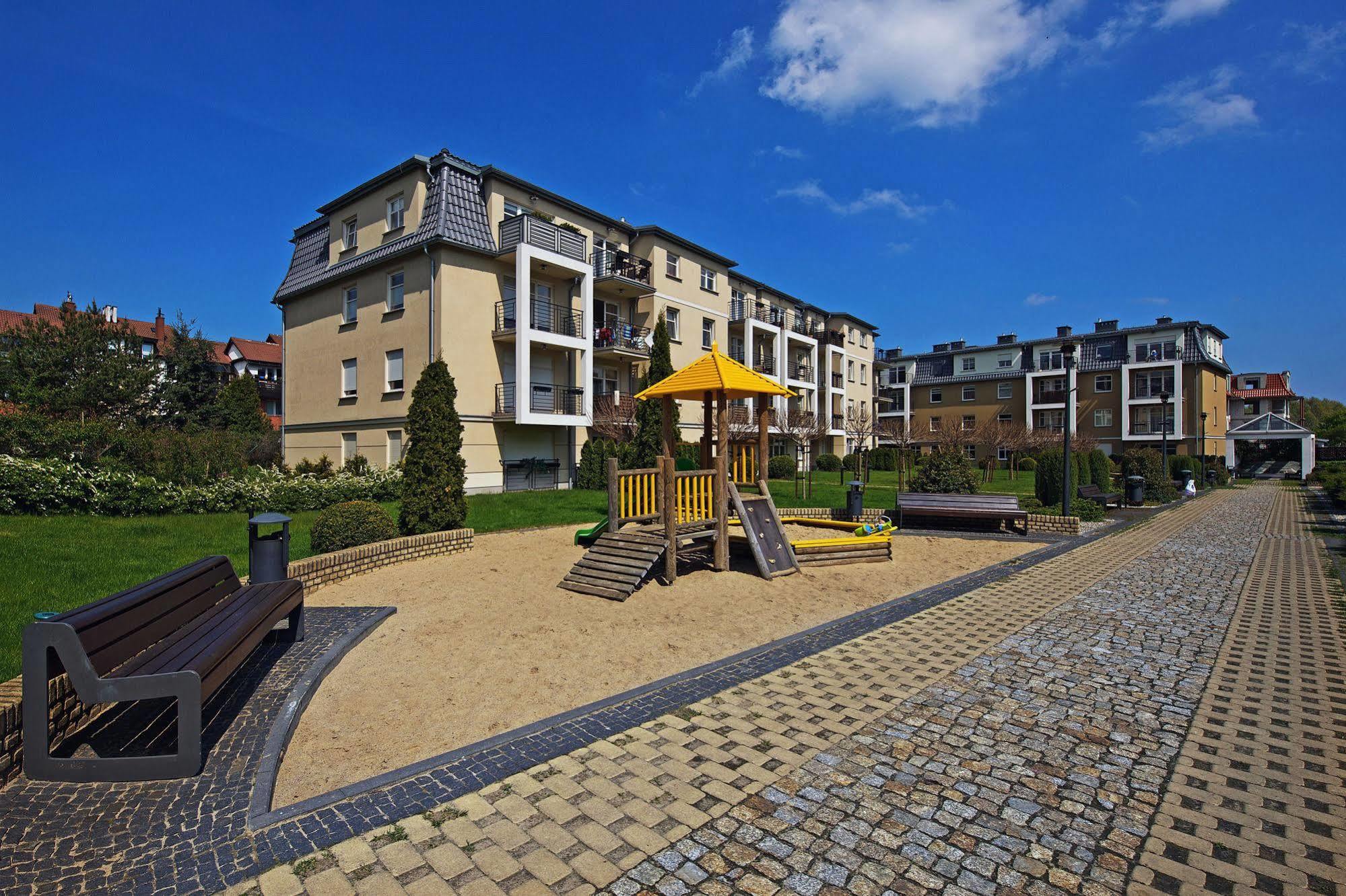 Dom & House - Apartments Parkur Sopot Esterno foto